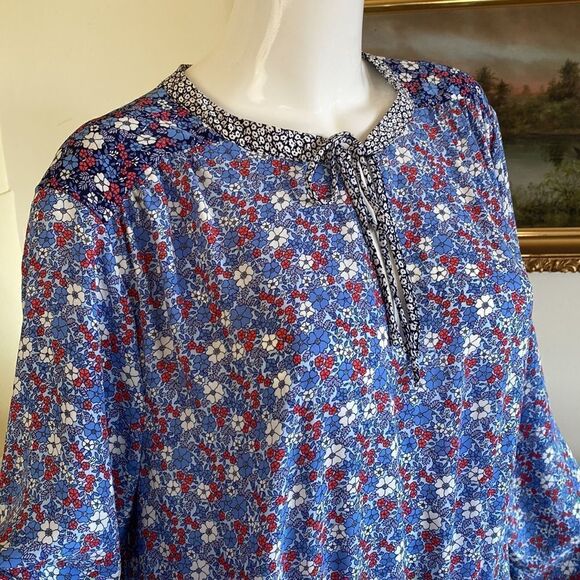 Gap Drop Waist Pleated Dress Blue Floral - Picture 3 of 10